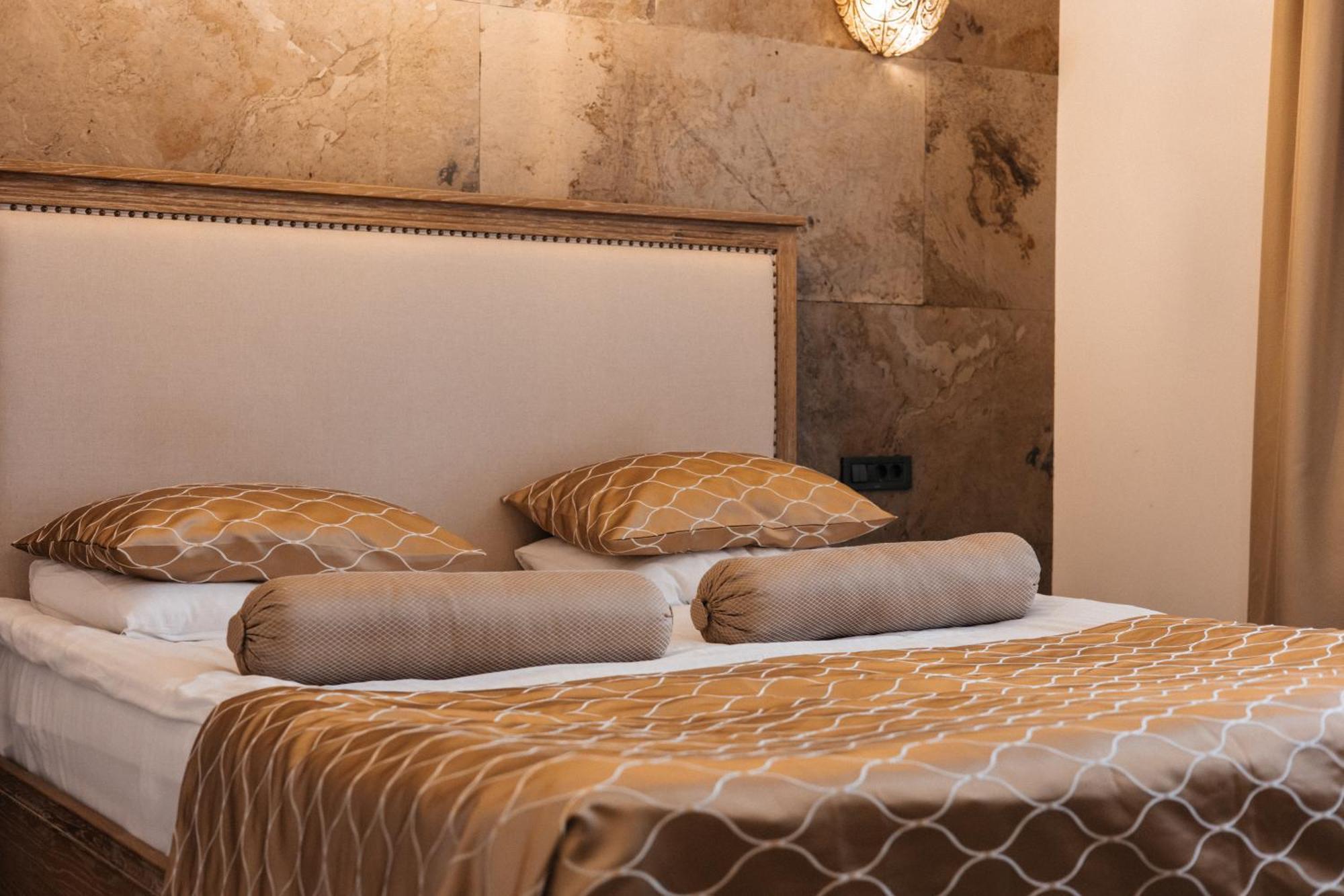 Shirvanshah Hotel Baku Exteriör bild